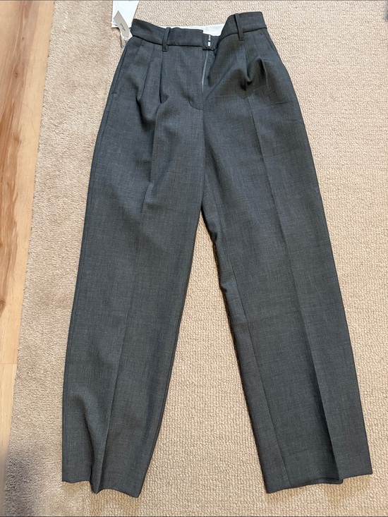 Aritzia Pants - Aritzia | Effortless Pants | Heathered Dark Gray | Size 4 | NwT
